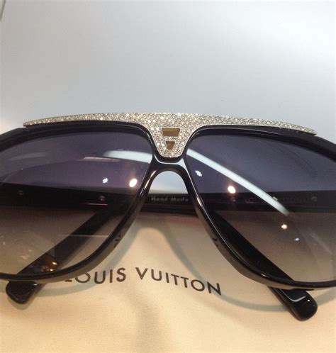 louis vuitton sunglasses diamond